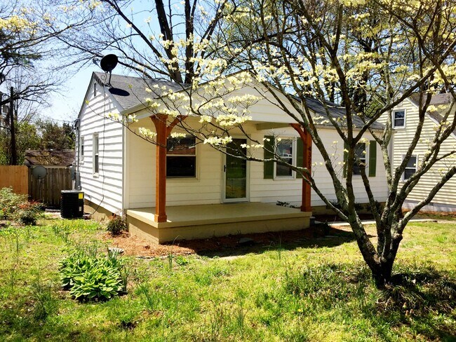 Building Photo - 4323 Cornell Ave