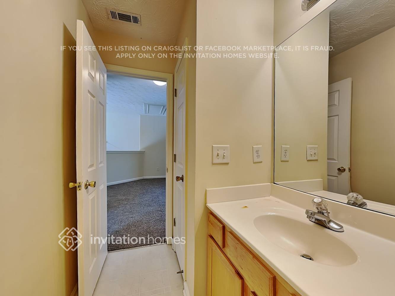 Building Photo - 401 Pondweed Dr