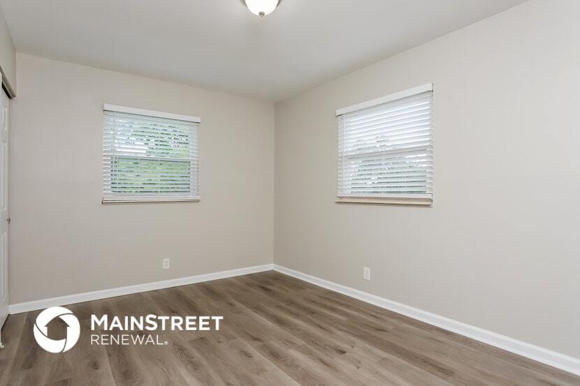 Building Photo - 243 Howard Dr