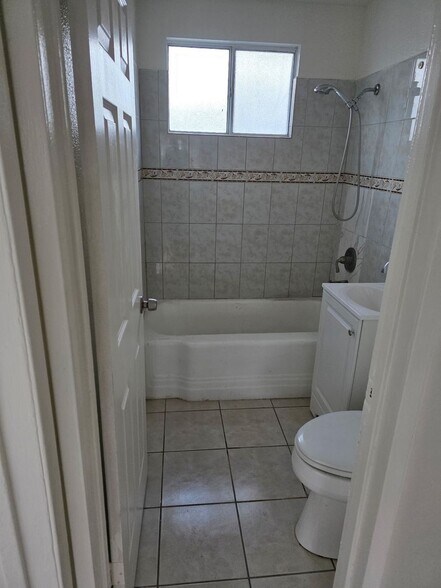 Building Photo - 16594 Orange Way