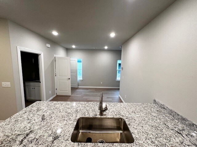 Building Photo - 1507 SW Casuarina Dr