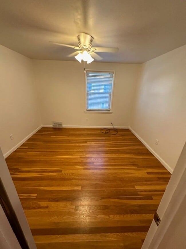 Building Photo - COMING SOON! 31807 W. Chicago, Livonia MI ...