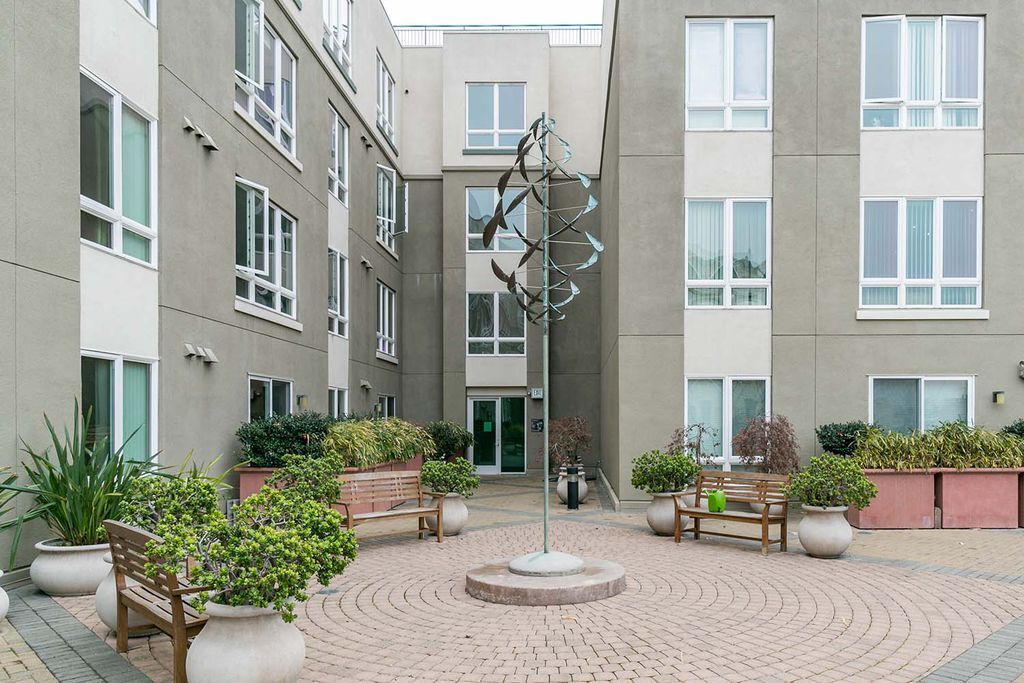 Building Photo - 1511 Jefferson St