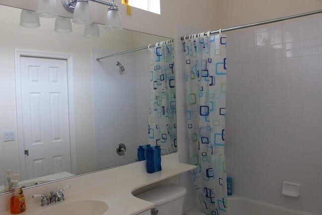 Building Photo - 641 SW Munjack Cove