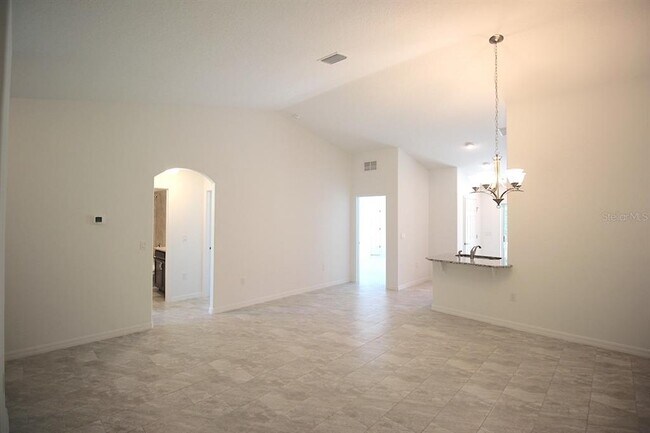 Building Photo - 67 Pony Express Dr