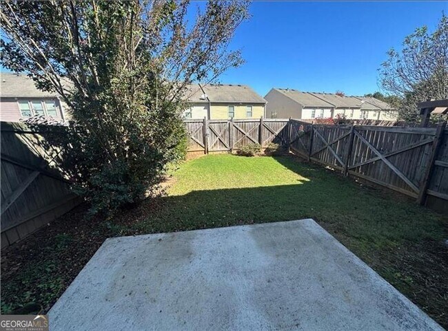 Building Photo - 6125 Crested Moss Dr