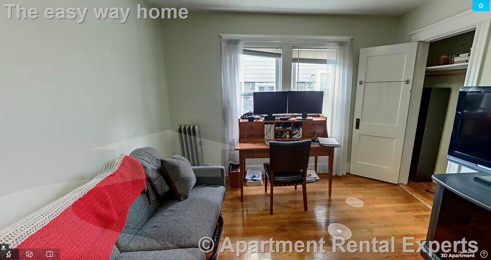 Building Photo - 18 Bond St