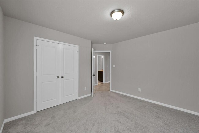 Building Photo - 14367 N Summerchase Cir