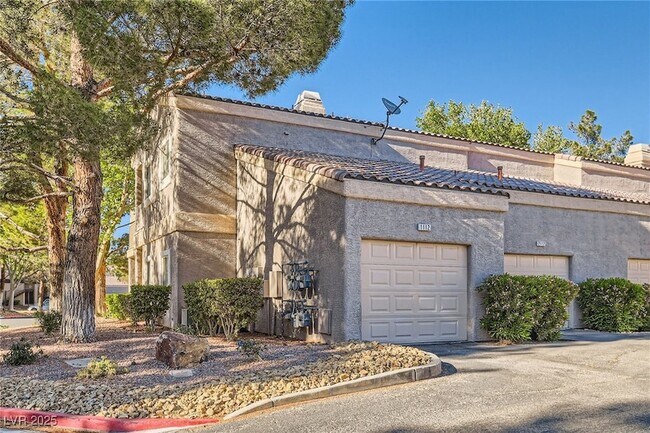 Building Photo - 5250 S Rainbow Blvd