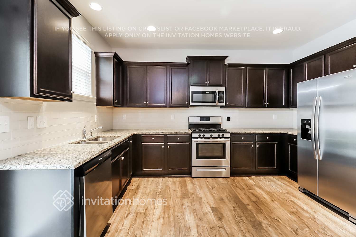 Building Photo - 7421 Larwill Ln