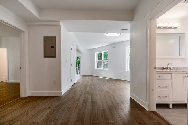 Building Photo - 79 Ballou Ave