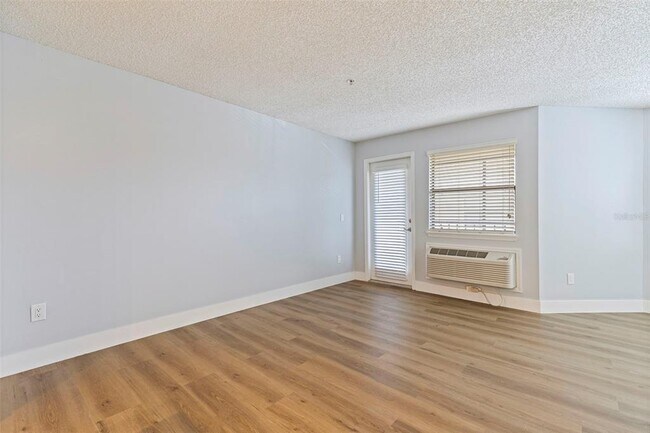 Building Photo - 11901 4th St N