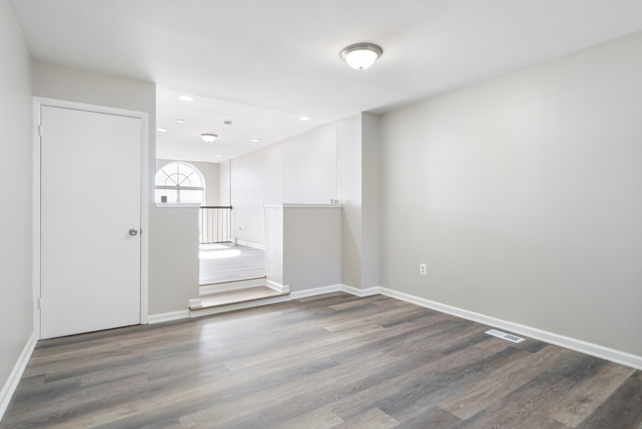 Building Photo - 1512 E Lafayette Ave
