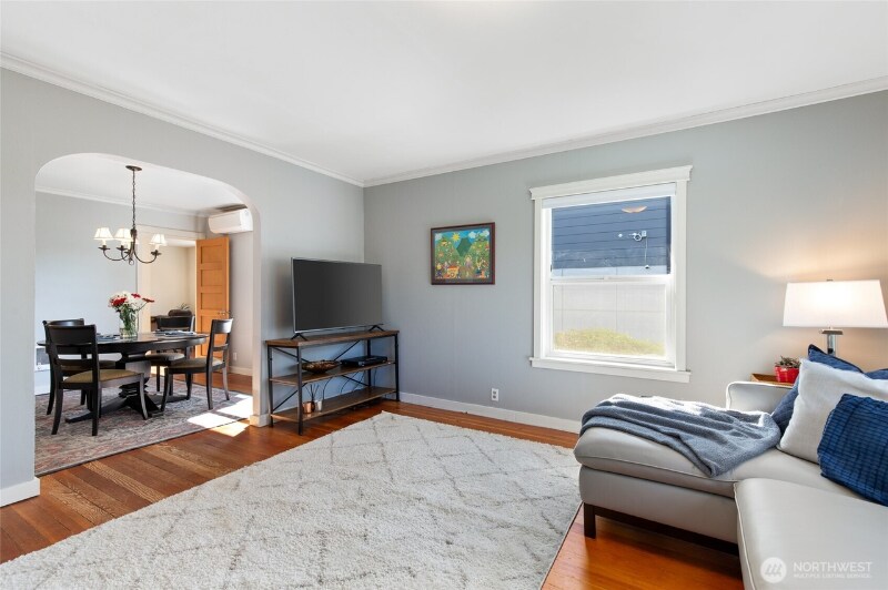 Building Photo - 1815 11th Ave