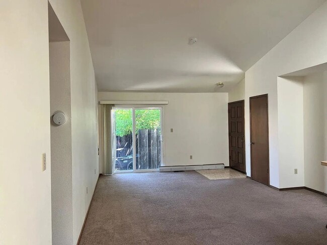 Building Photo - 608 Capps Ln