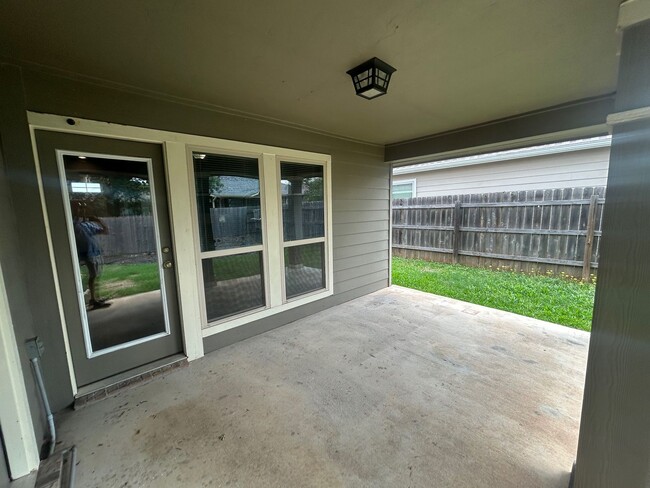 Building Photo - Updated South Fork Ranch Home