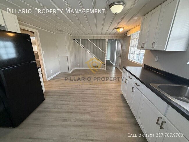 Building Photo - 2338 W 9th St