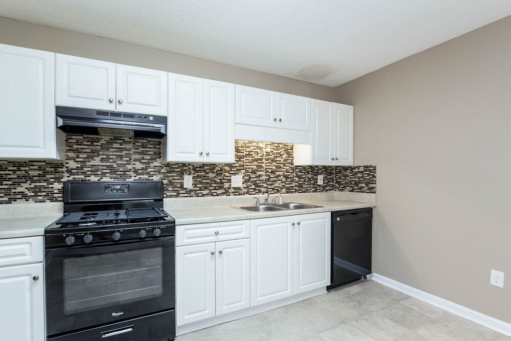 Building Photo - 7509 Stonehenge Way