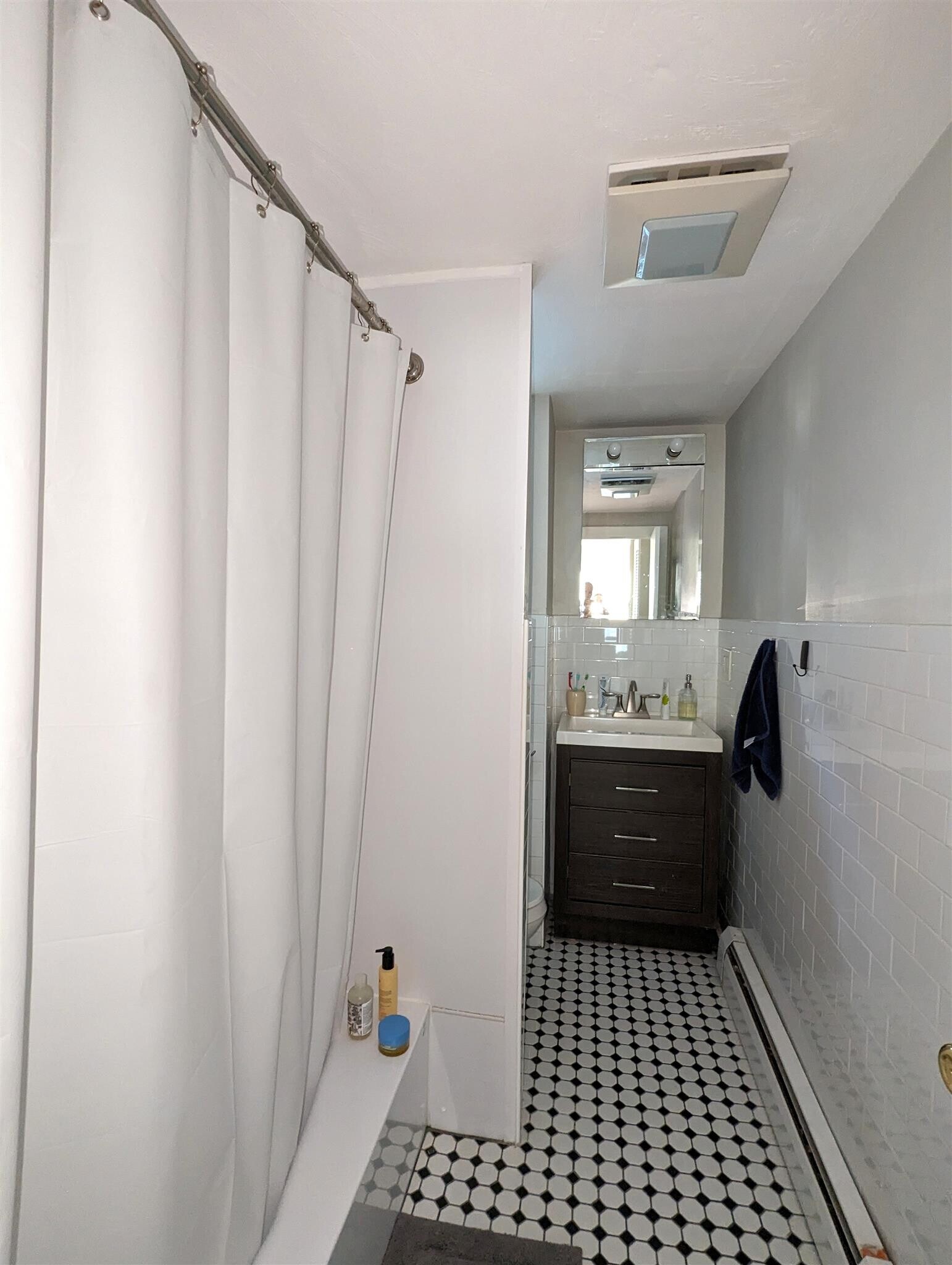 Building Photo - 28 Fairmount Ave