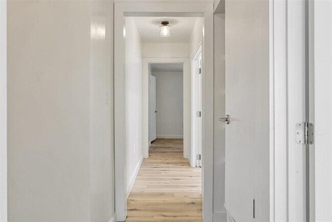 Building Photo - 3103 Matador Dr