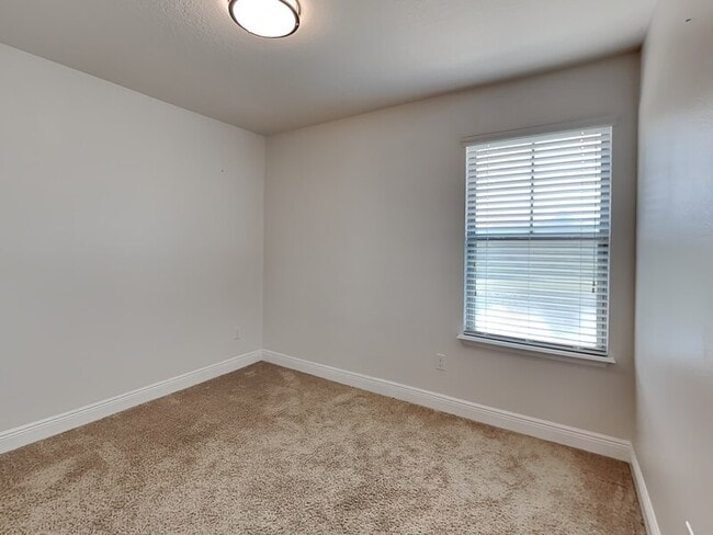 Building Photo - 10866 Sunset Ridge Ln