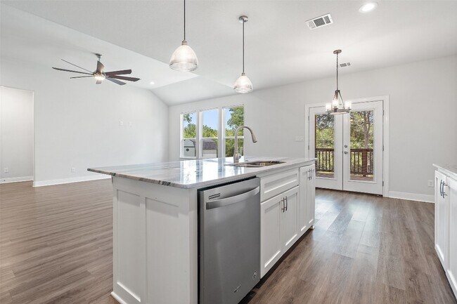 Building Photo - 129 Diamond Head Dr
