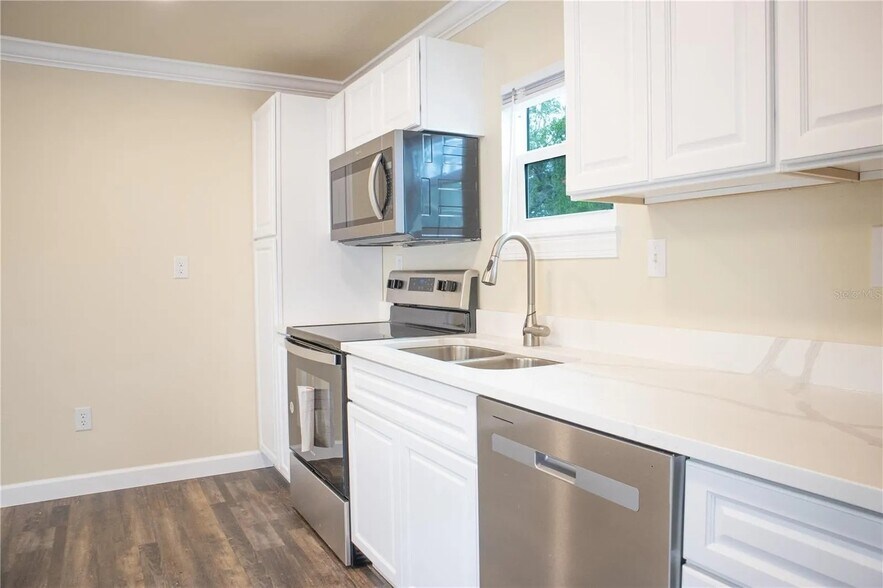 Building Photo - 1 Bed/1 Bath