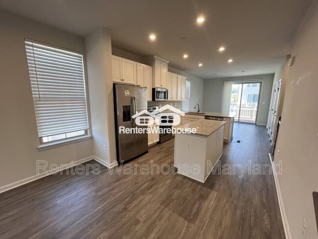 Building Photo - 201 S Macon St.