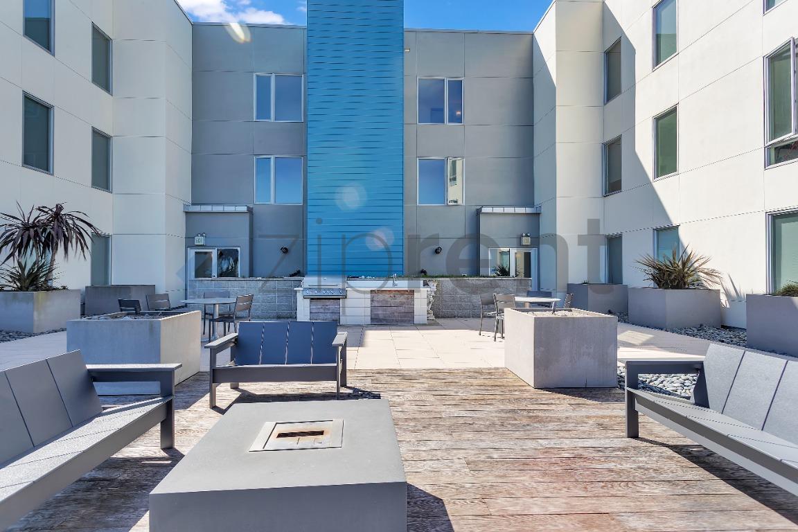 Building Photo - 52 Innes Ct