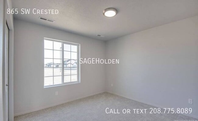 Building Photo - 865 SW Crested-