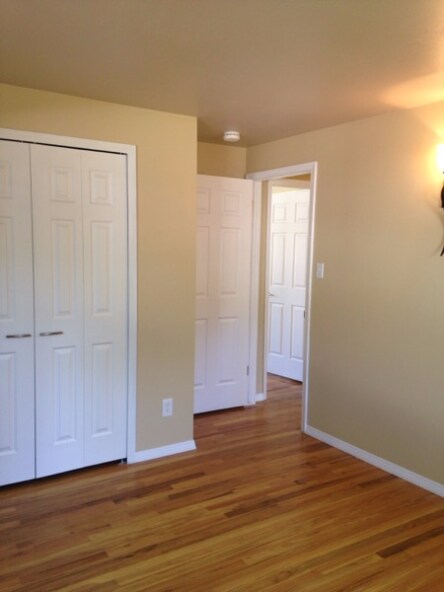 Building Photo - Fabulous Lakewood Home!