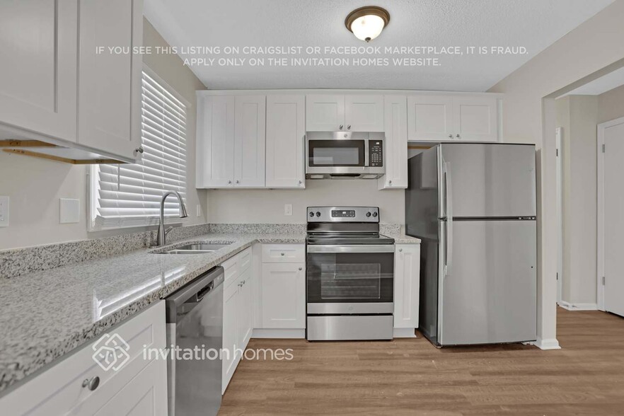 Building Photo - 255 Basswood Ct