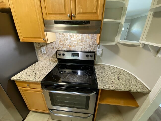 Building Photo - 261 Deltona Blvd