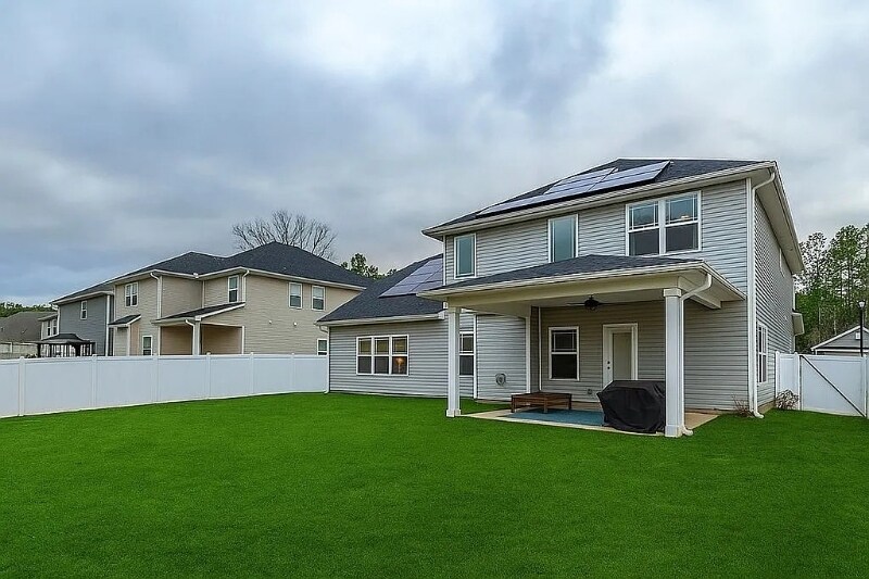 Building Photo - 182 Hillmont Dr