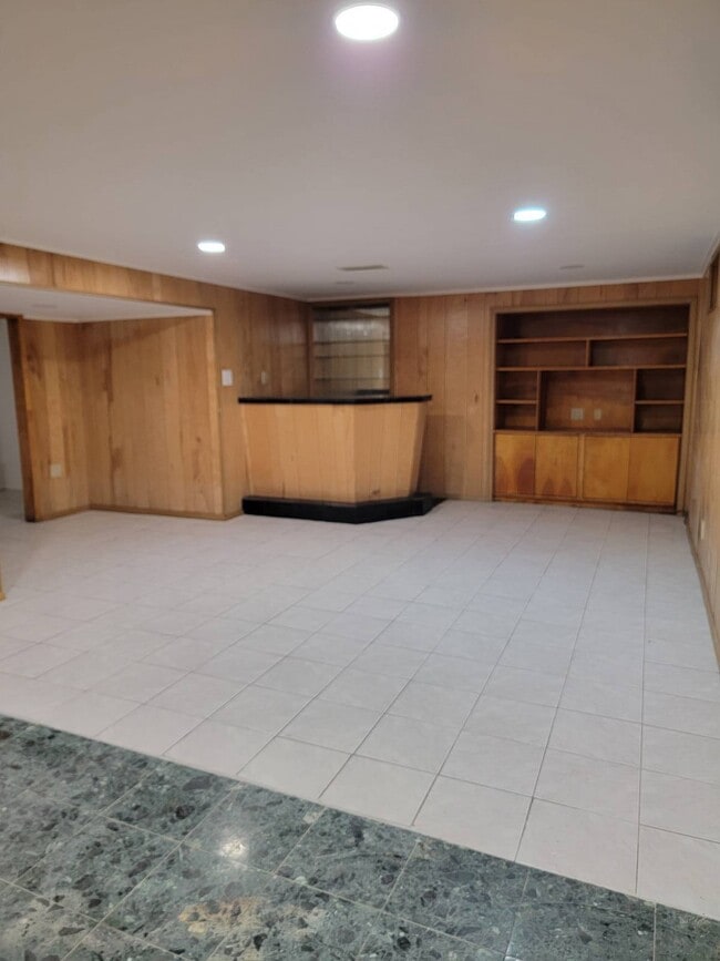 Building Photo - 57-08 260th St