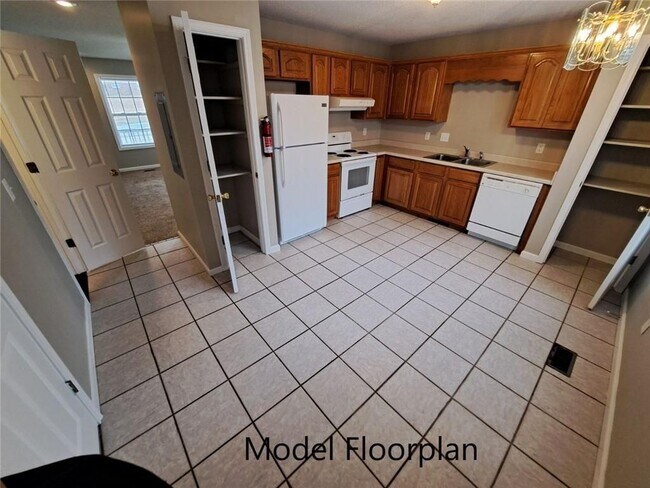 Building Photo - 1830 N Ridge Dr