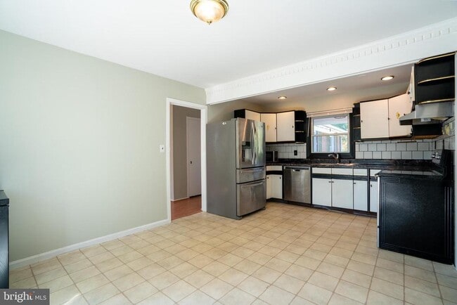 Building Photo - 3113 Shield Ln
