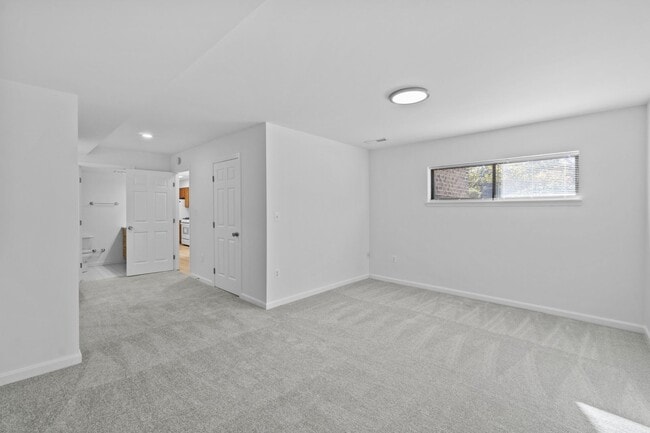 Building Photo - 2 bedroom 2 full bath condo in Annapolis - Ready Now!