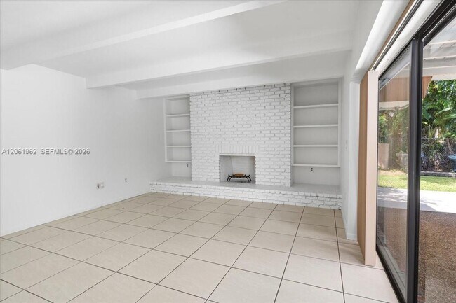 Building Photo - 12365 SW 60th Ct