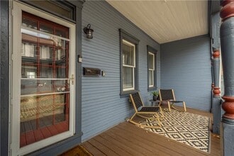 Building Photo - 1207 Linden Pl