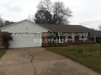 Building Photo - Lafortunate Park | 3 Bed | 2 Bath | Available end of June