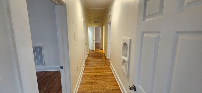 Building Photo - 4 bedroom home in Midtown Columbus