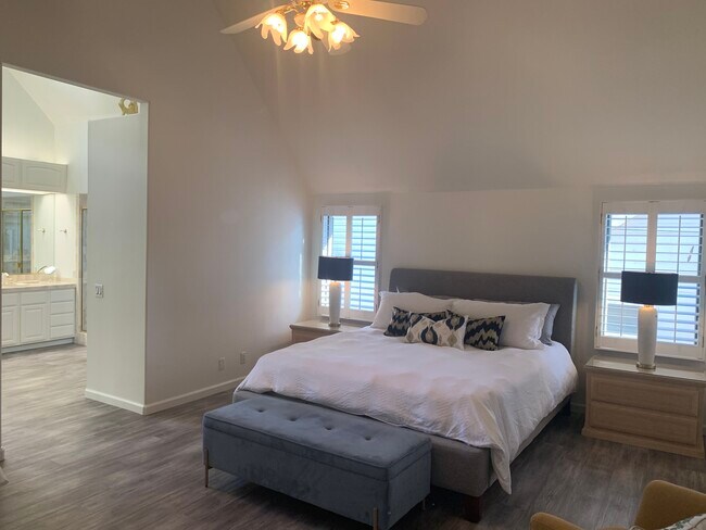 Master Bedroom - 7635 Draper Ave