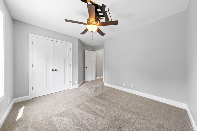 Building Photo - 1506 Redrock Ct