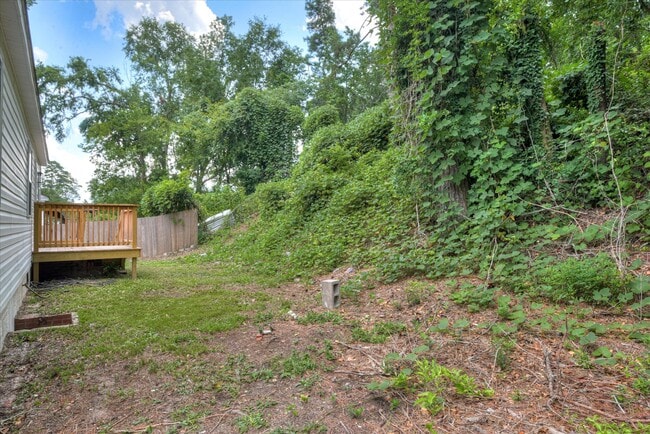 Building Photo - 655 Seymour Dr