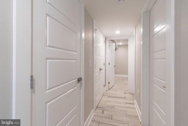 Building Photo - 2339 N 10th St