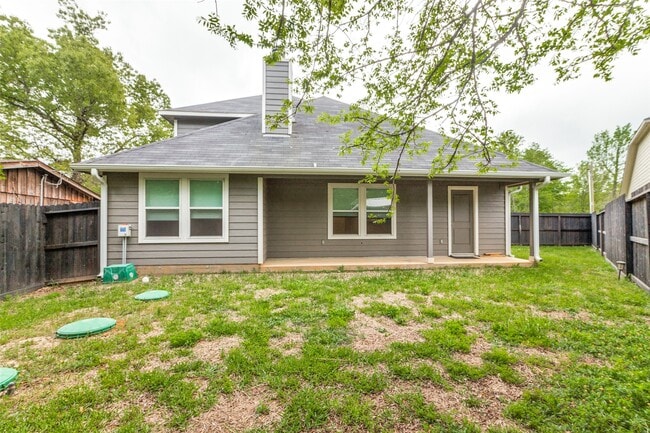 Building Photo - 4015 Sam Houston Rd