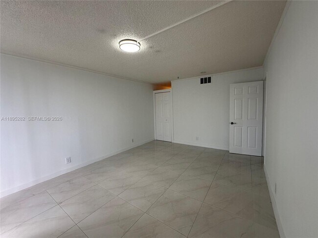 Building Photo - 7051 Environ Blvd