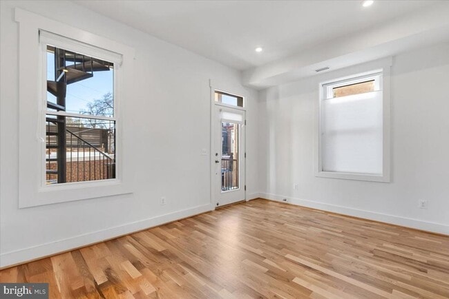 Building Photo - 3169 18th St NW