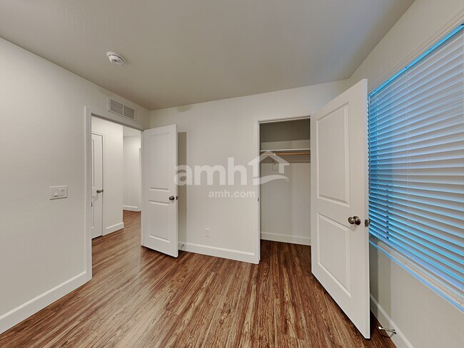 Building Photo - 669 West Bosal Dr